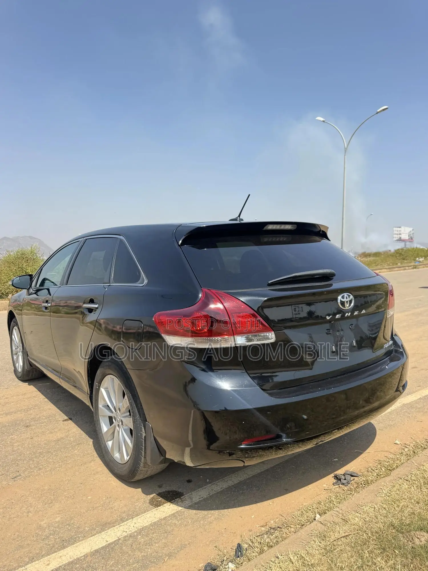 Toyota Venza XLE 4dr Wagon AWD (2.7L 4cyl 6A) 2014 Black