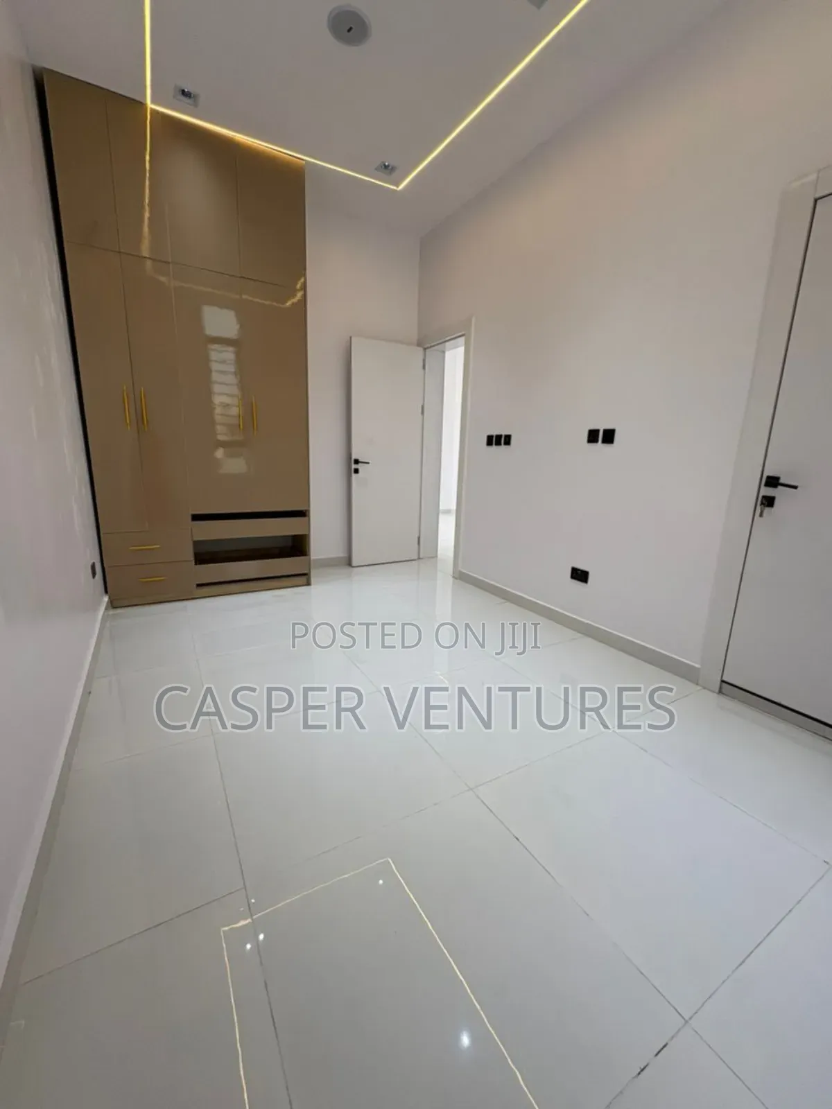 5bdrm Duplex in Conservation, Lekki Expressway for sale