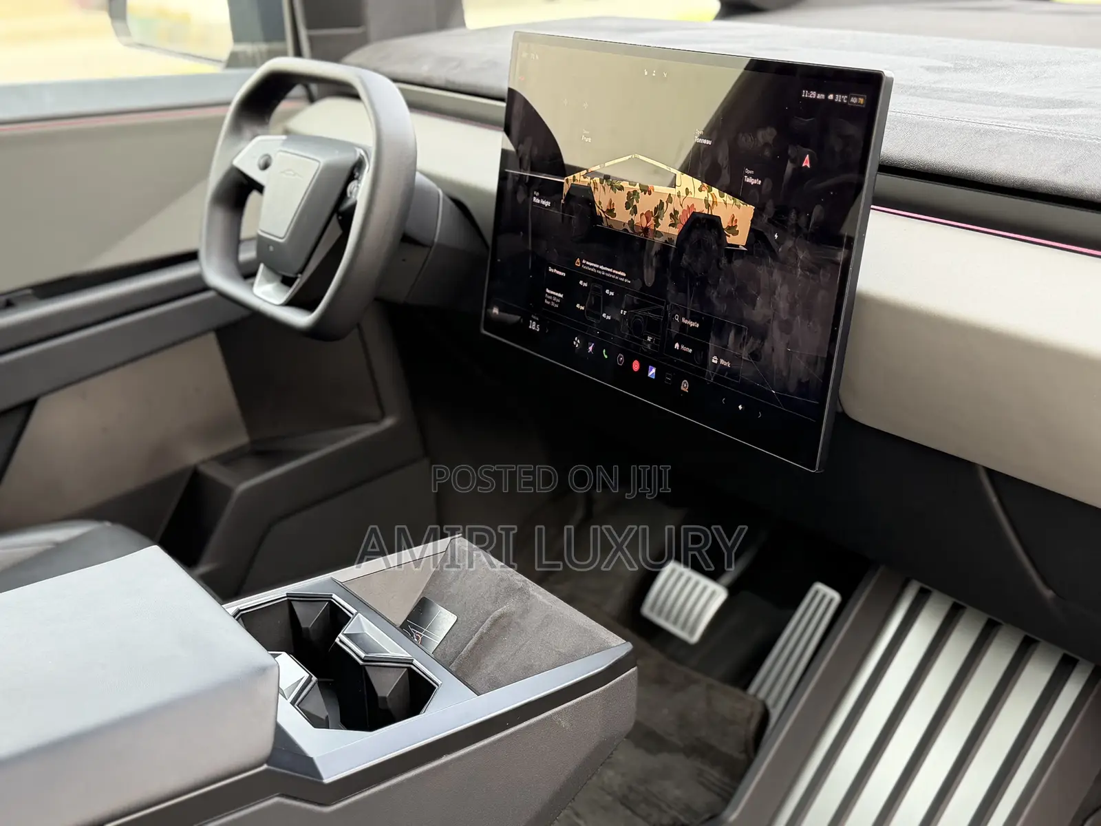 Tesla Cybertruck Cyberbeast AWD 2025 Gold
