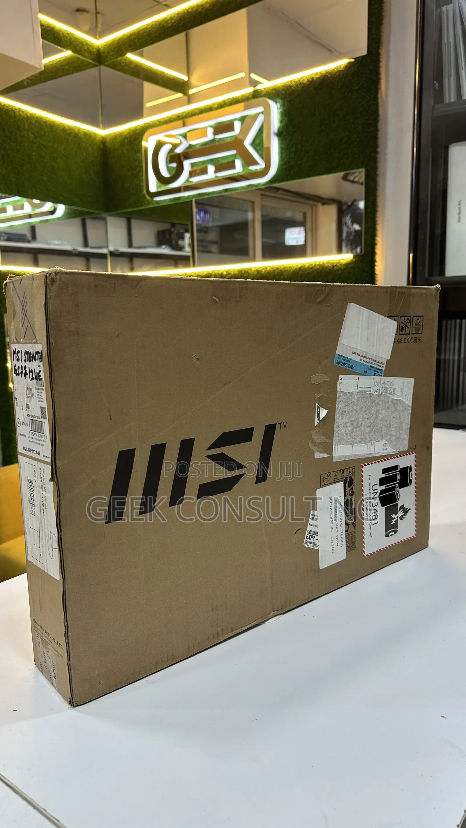 New Laptop MSI Stealth GS77 16GB Intel Core i7 SSD 1T