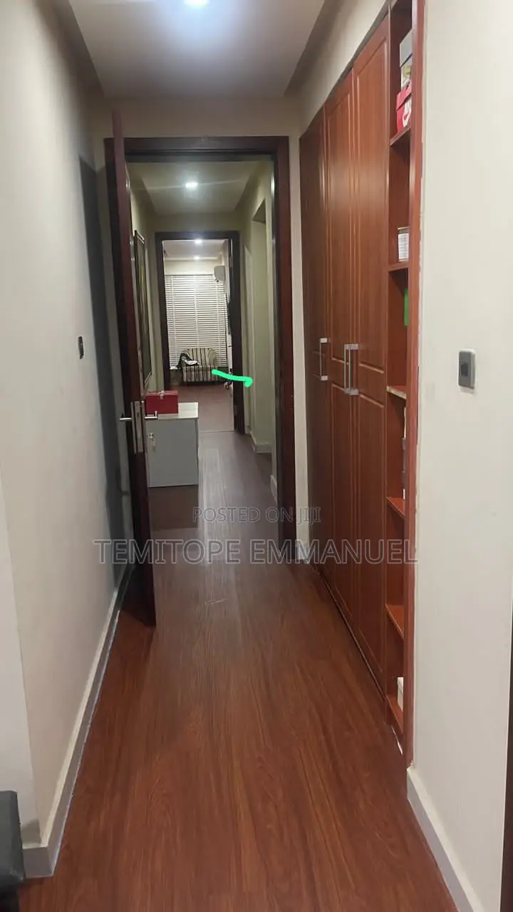 Furnished 3bdrm Apartment in Off Banana Island for sale