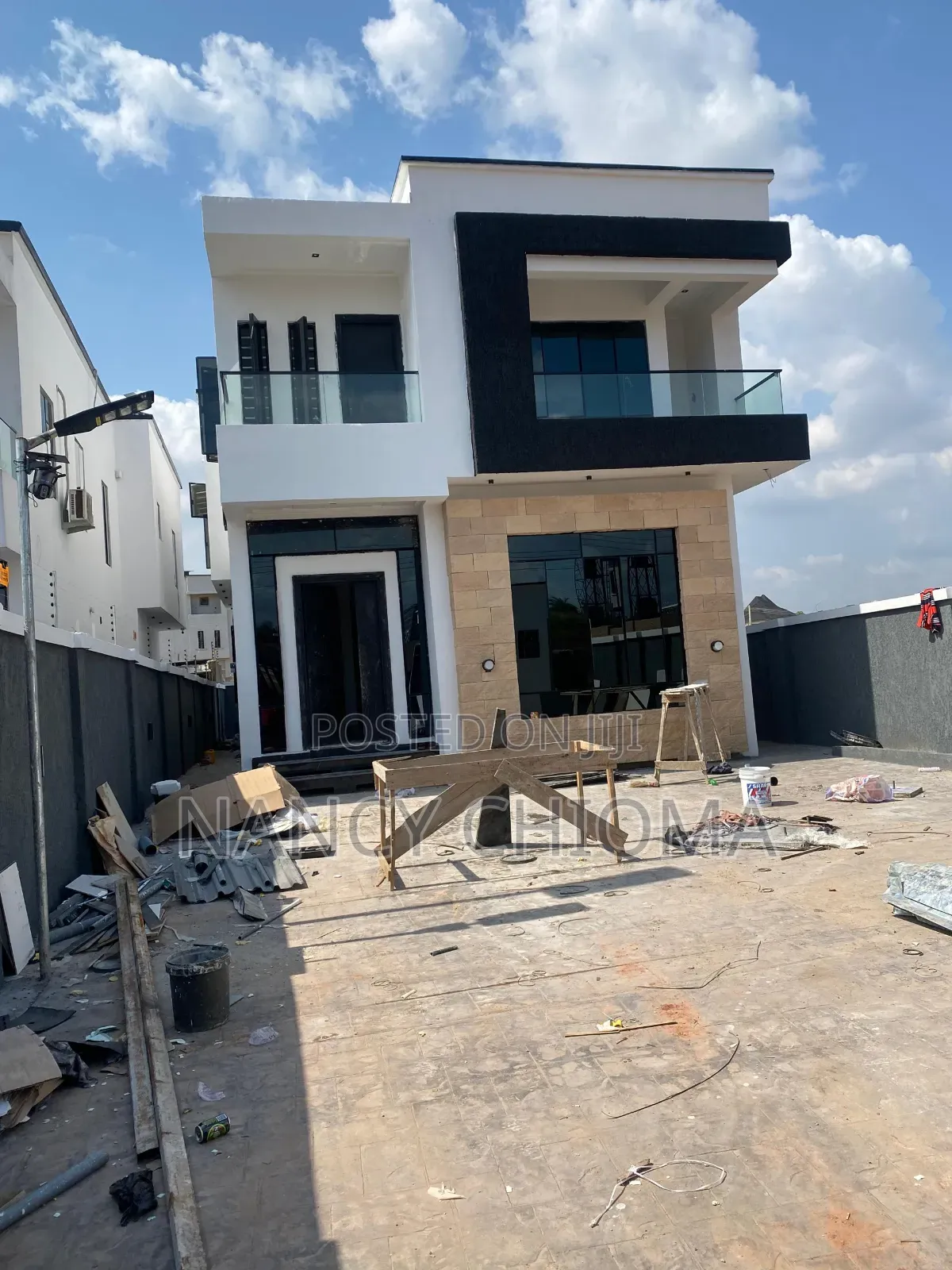 Furnished 5bdrm Duplex in Centenary City, Enugu for sale