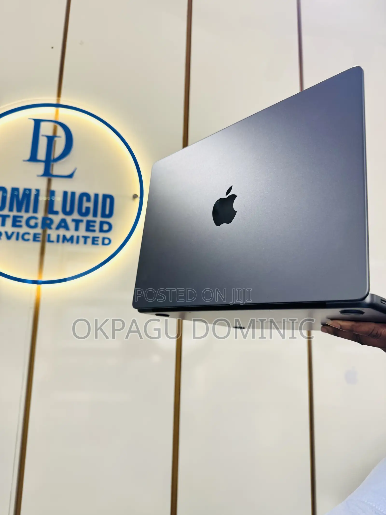 Laptop Apple MacBook Pro 2024 M4 14-Inch 16GB Apple M4 HDD+SSD 512GB