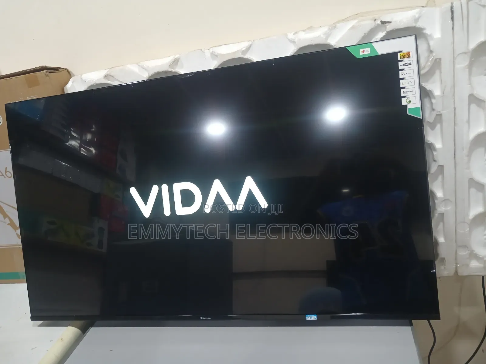 Hisense 55 Inches Smart Tv