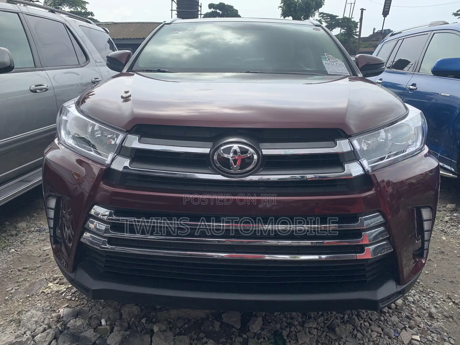 Toyota Highlander Limited 4dr SUV AWD (3.5L 6cyl 6A) 2015 Red