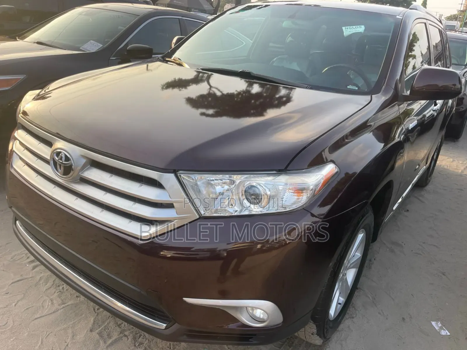 Toyota Highlander Limited 2011 Red