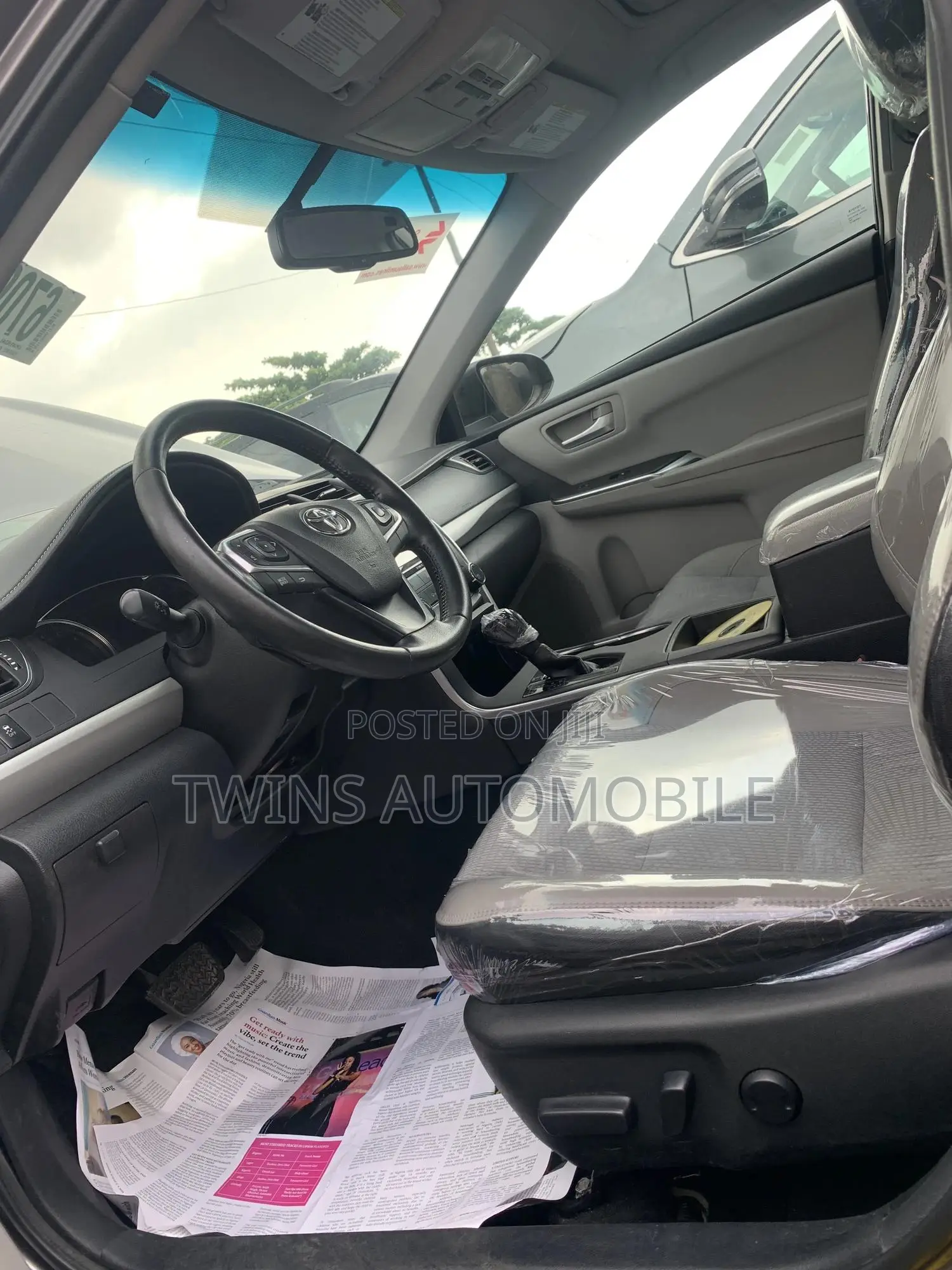 Toyota Camry SE 4dr Sedan (2.5L 4cyl 6A) 2016 Gray