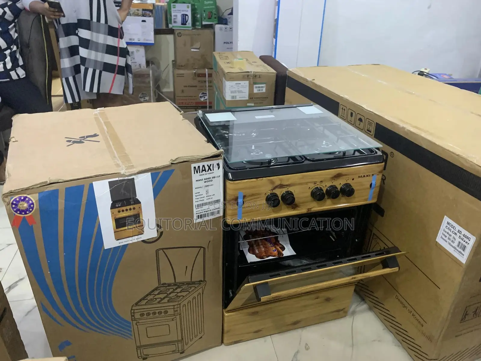Maxi Gas Cooker 6060 – Stylish Wood Finish, 3b+1p