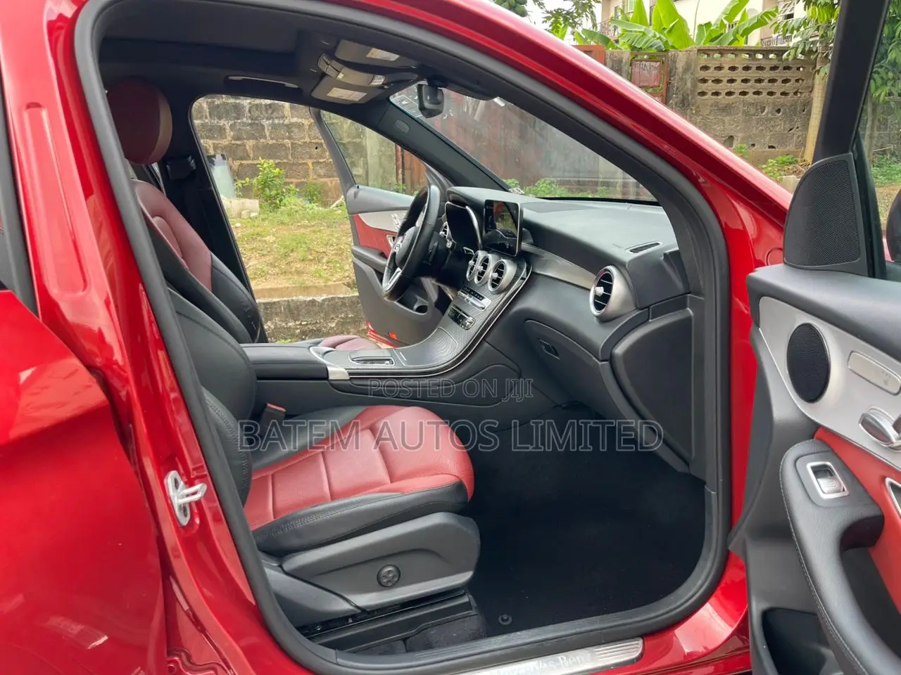 Mercedes-Benz GLC-Class 2021 Burgundy