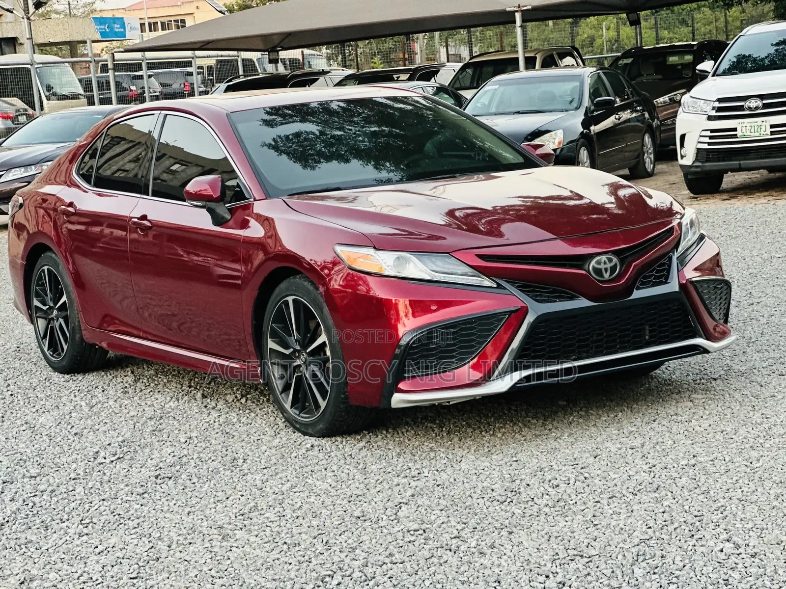 Toyota Camry XSE FWD (2.5L 4cyl 8AM) 2018 Red