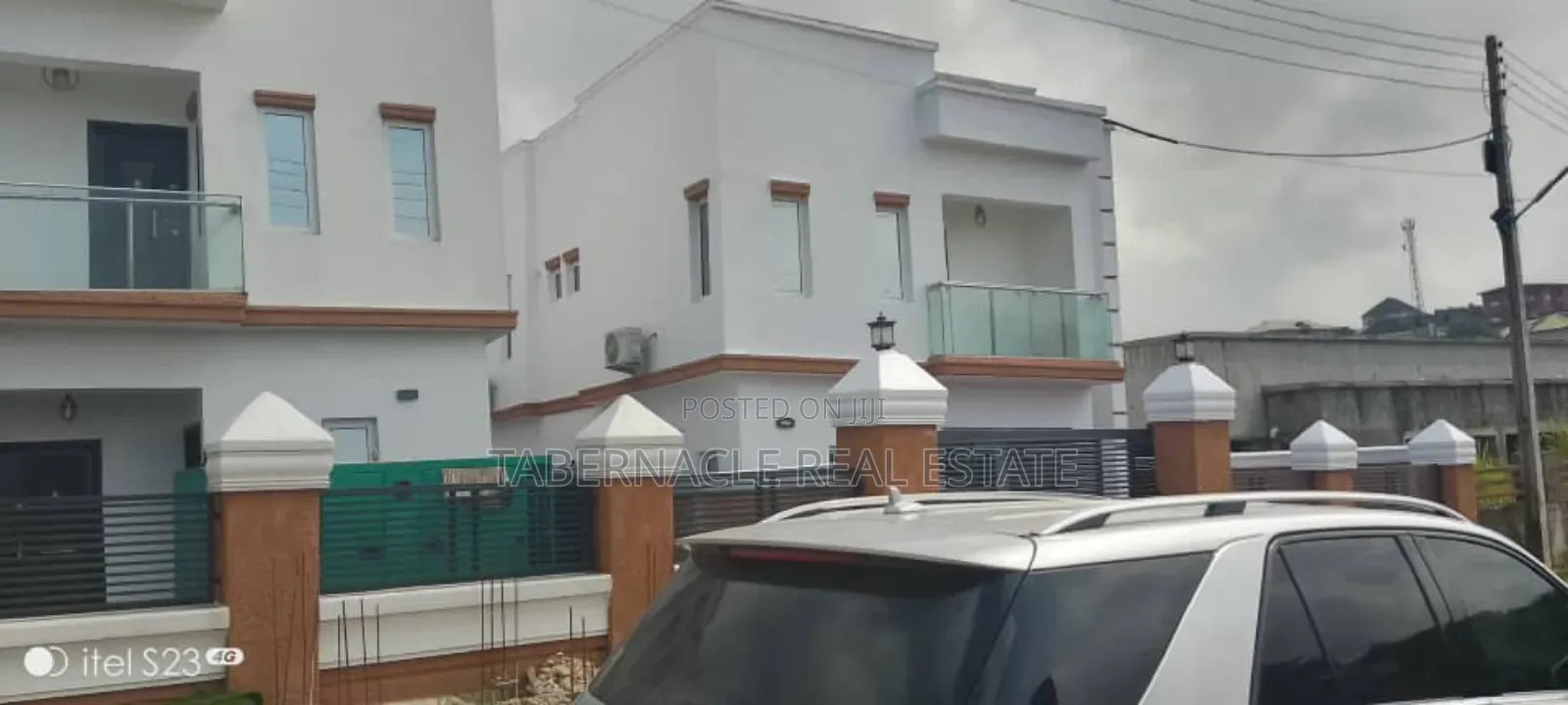 2 Bedroom Duplex