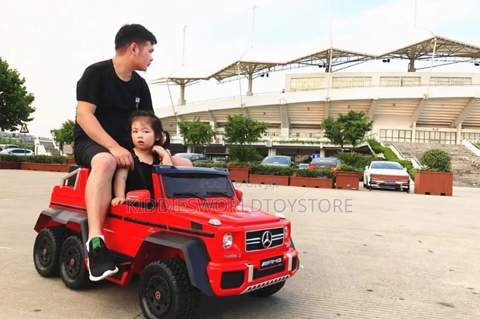 6 Tyres Electric Car Mercedes Benz Rechargeable