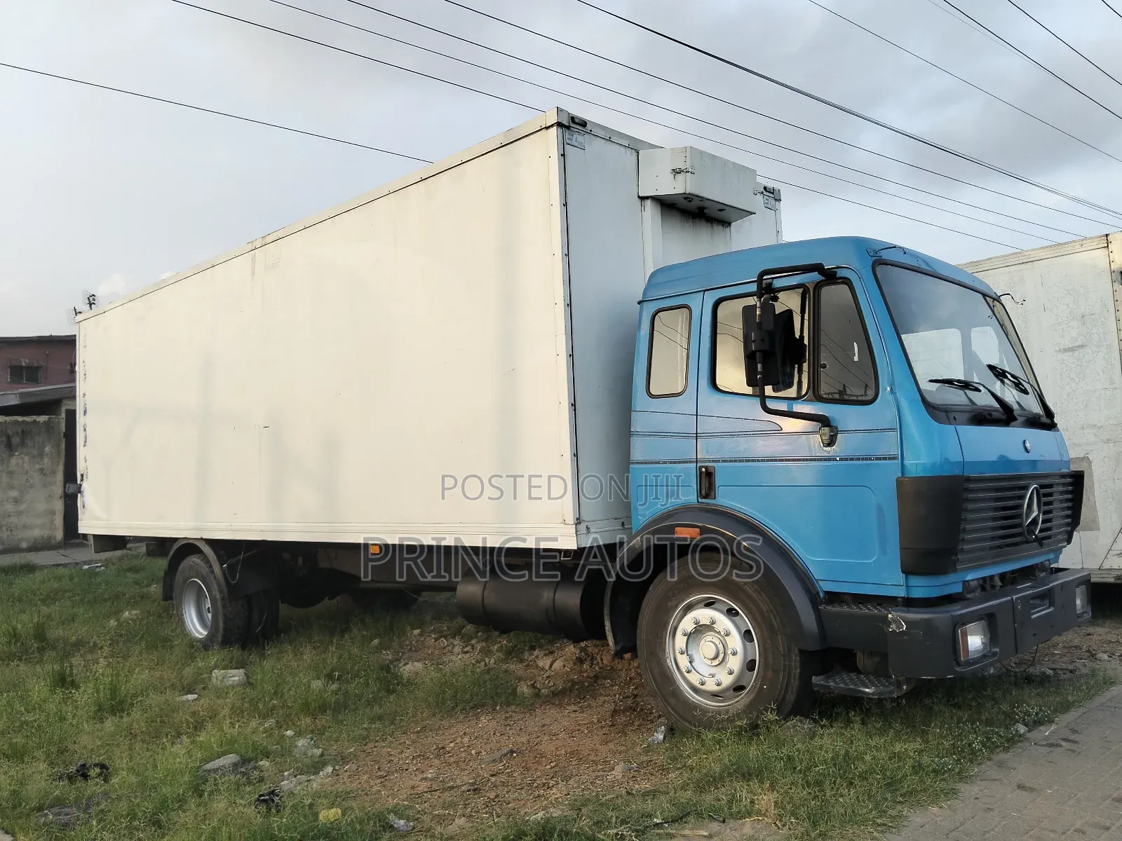 Mercedes Benz 1722