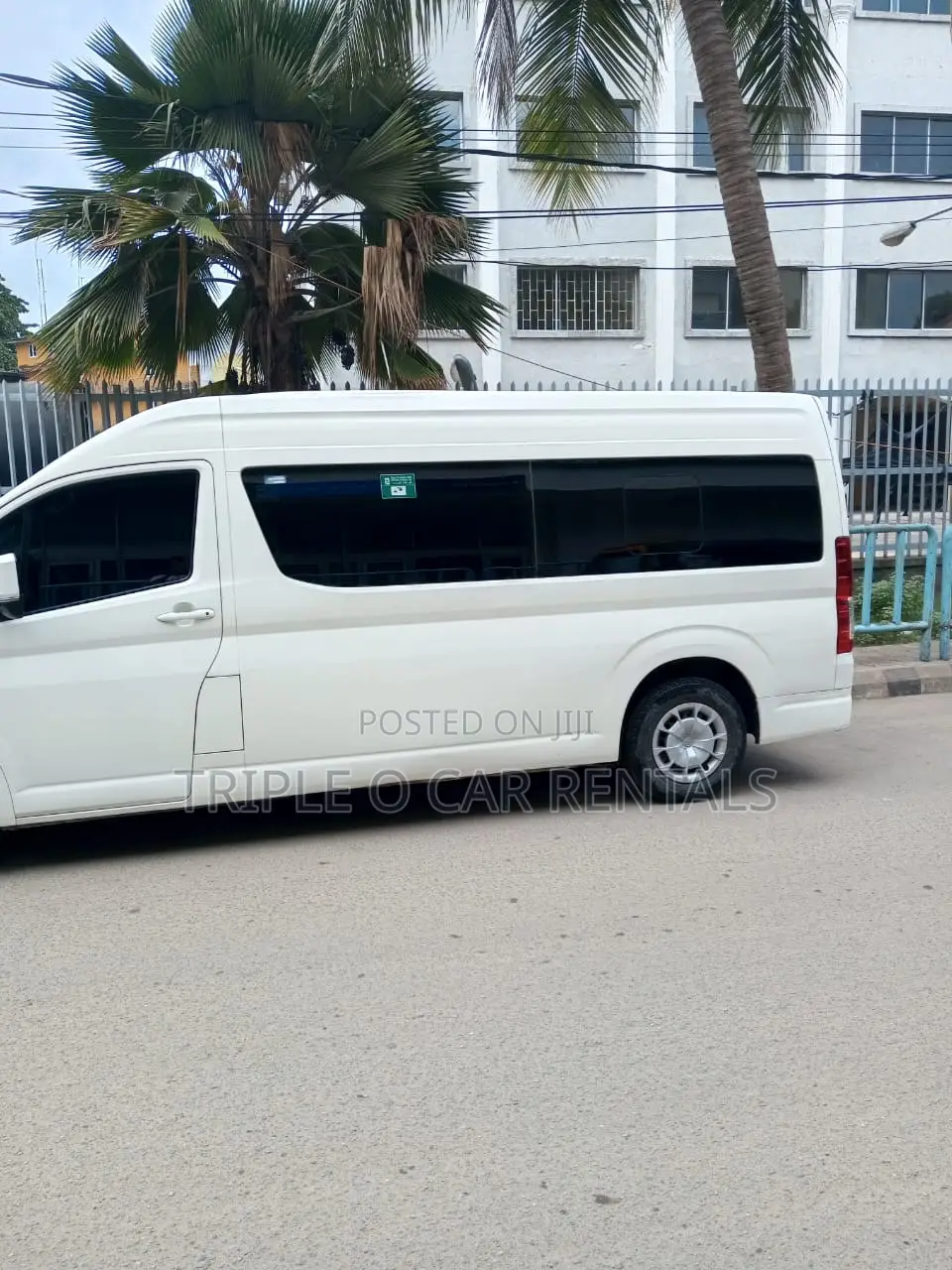 Executive Toyota Hiace Bus for Hire – Professional Drivers Included