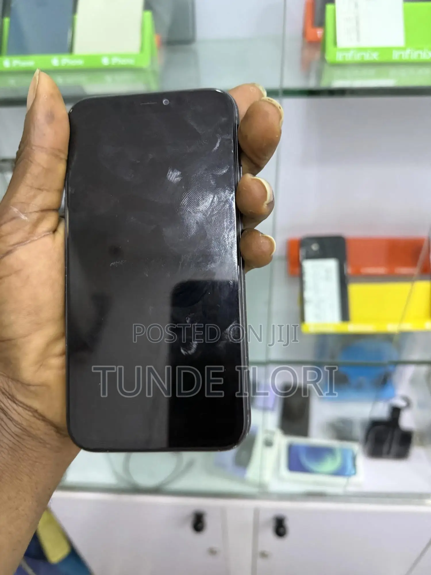 Apple iPhone 11 64 GB Black