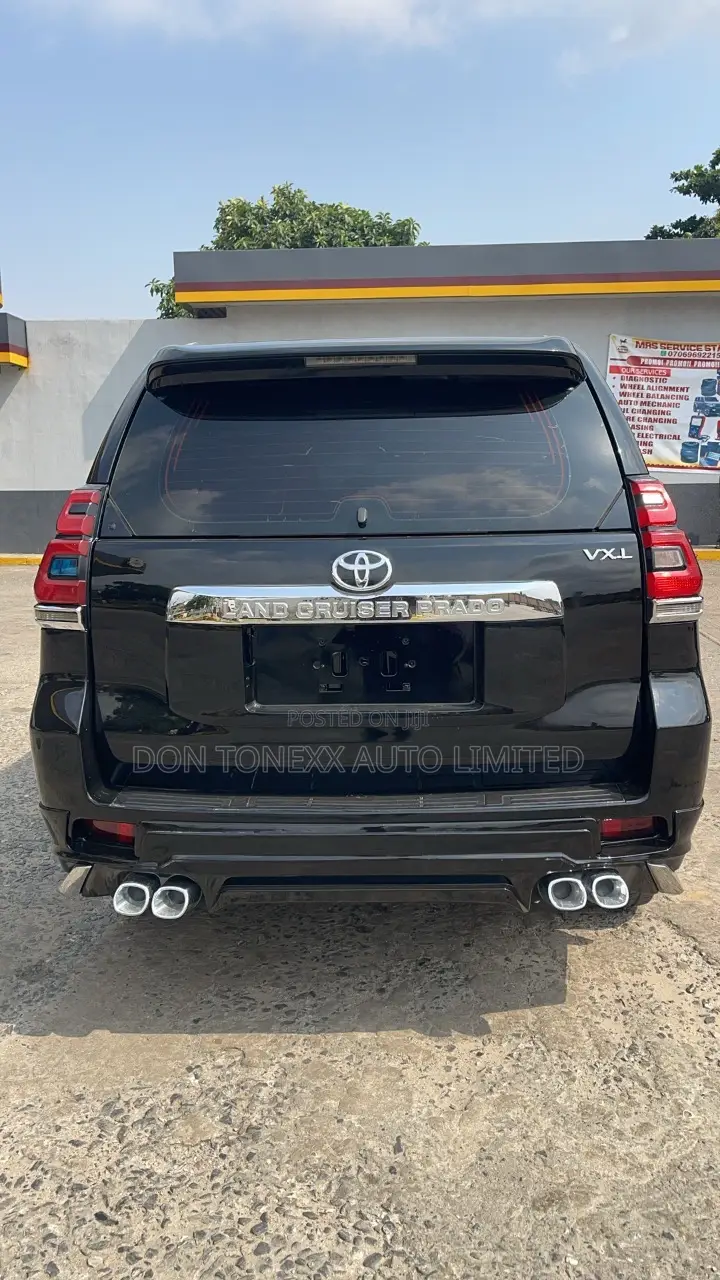 Toyota Land Cruiser Prado 4.0 i 2010 Black