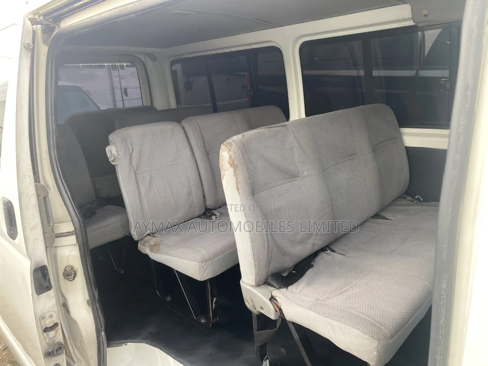 Toyota HiAce 2012 White