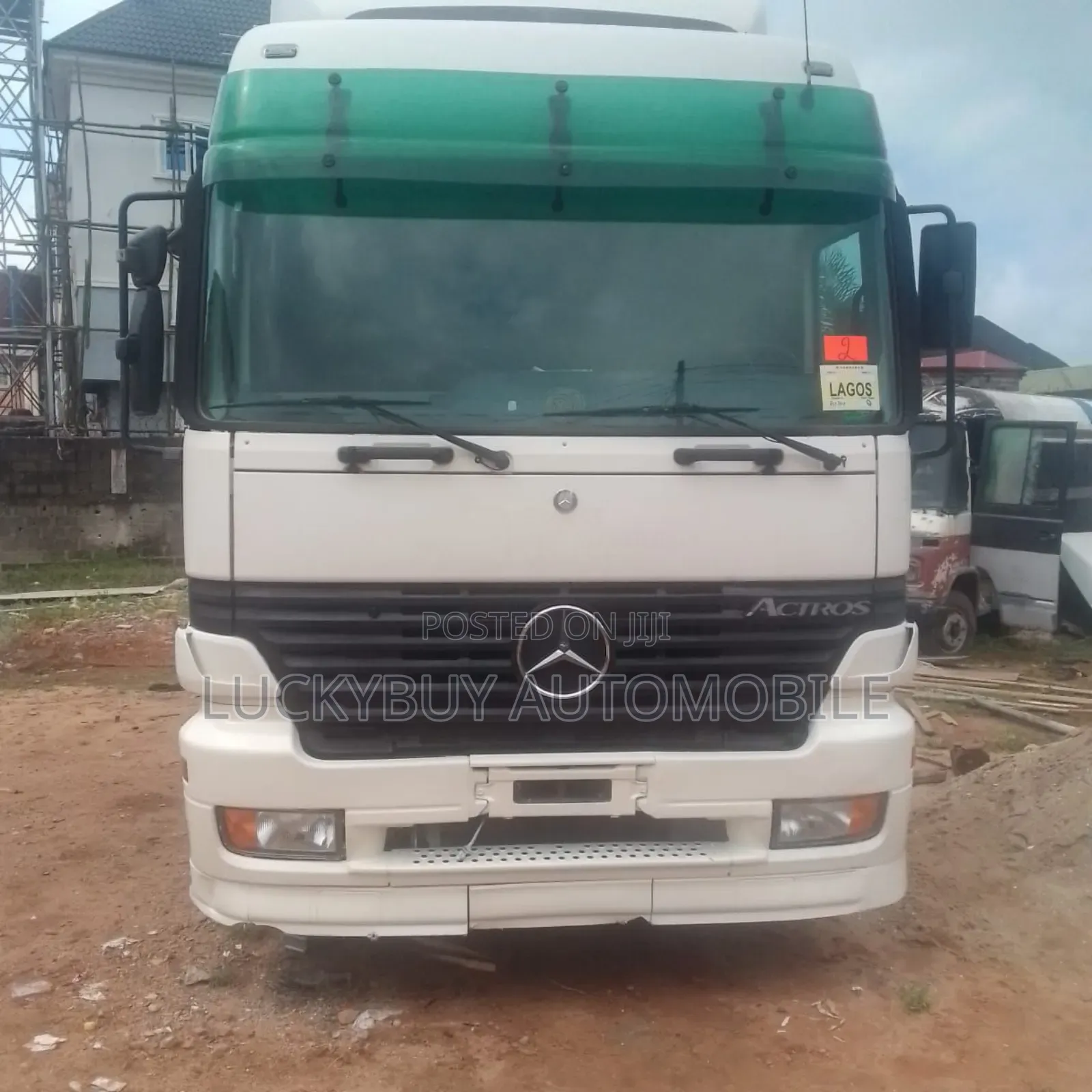 Mercedes Benz Actros 10 Tires