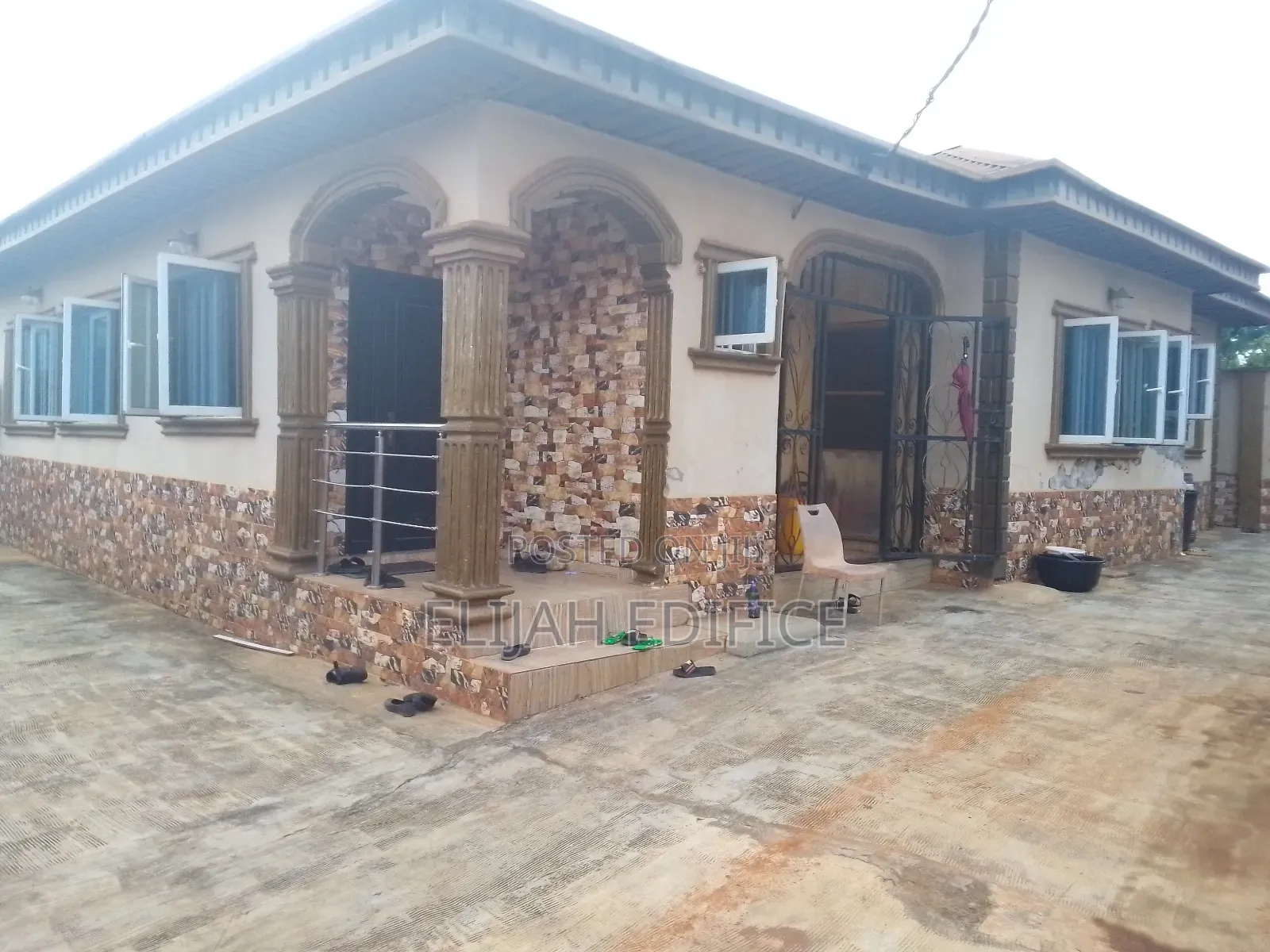 Furnished 3bdrm Bungalow in Eleshin, Ijede / Ikorodu for sale