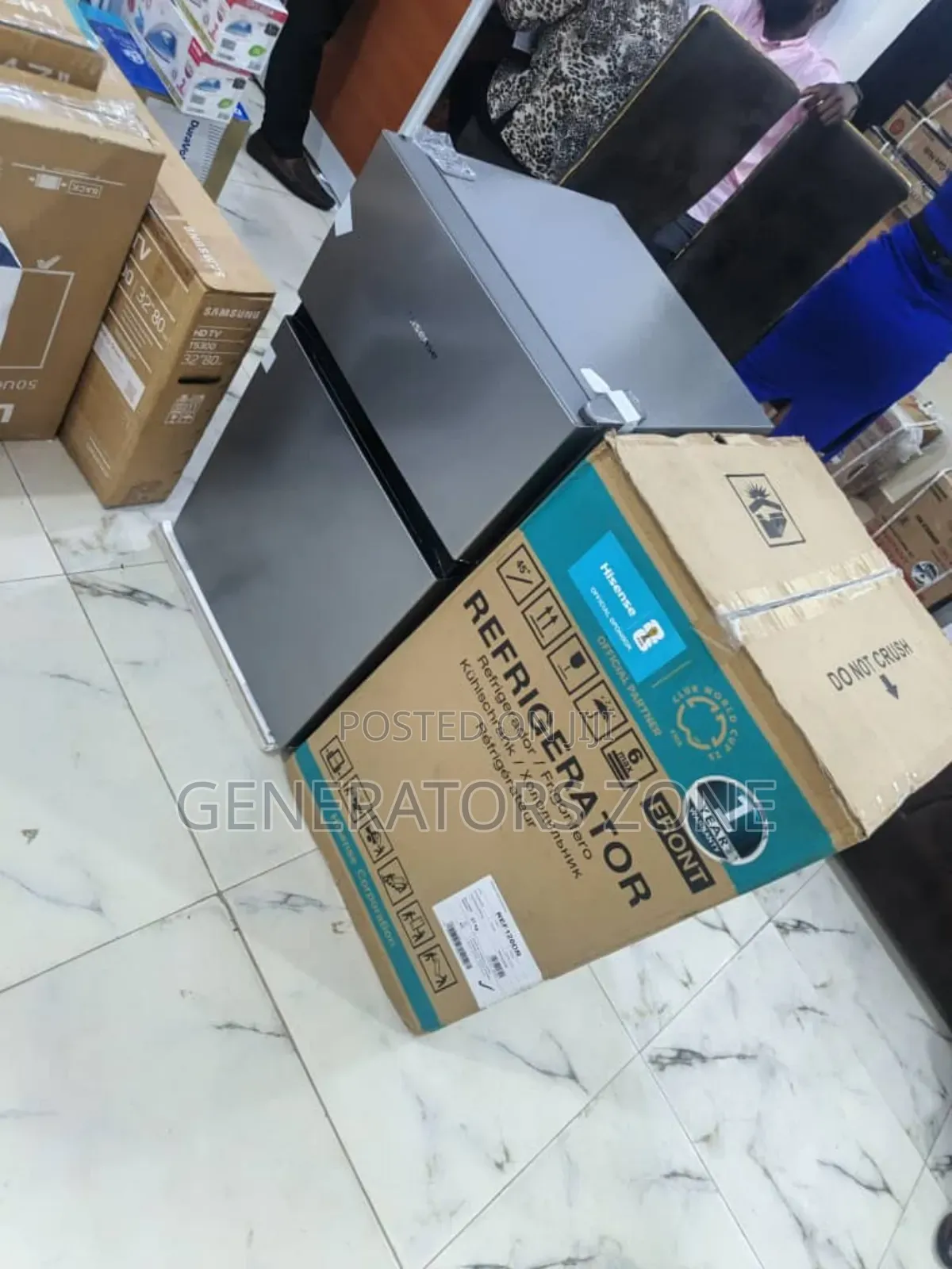 Quiet Operation, Powerful Cooling
_Hisense 87l Ref120dr