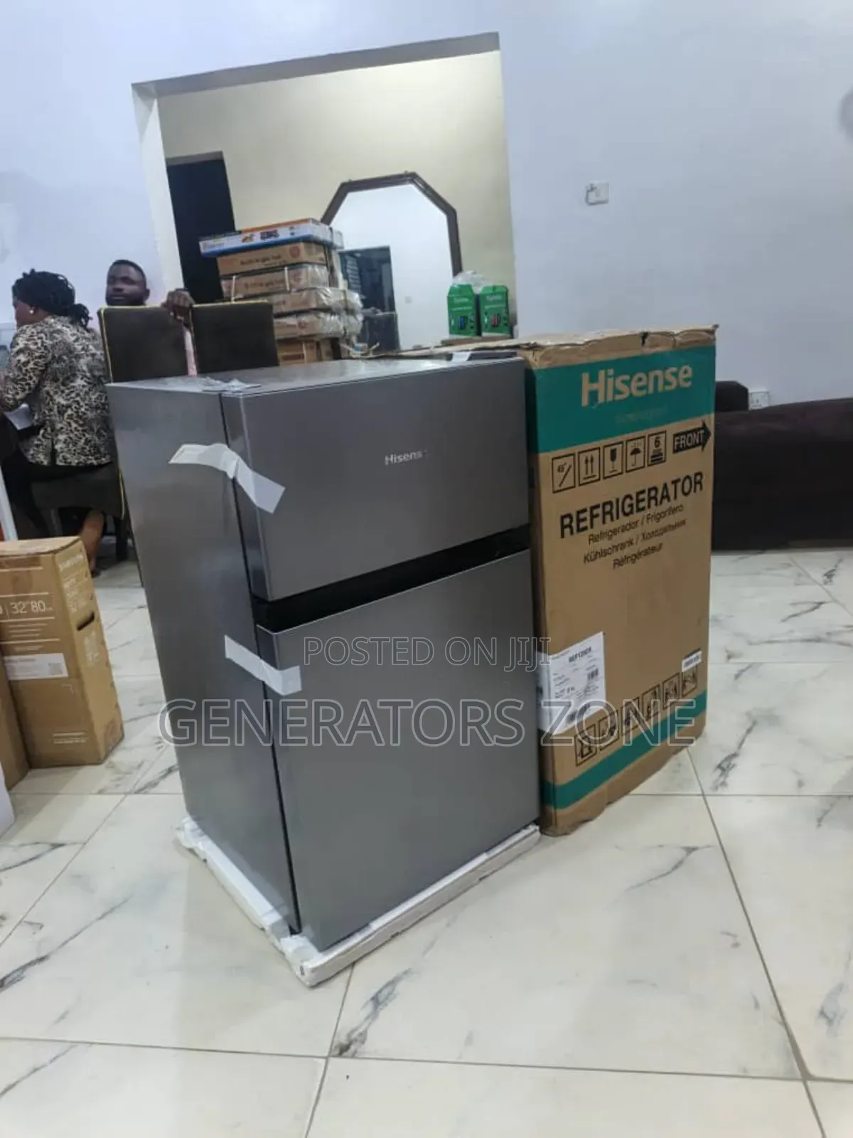 Efficient Cooling for Tight Spaces
_Hisense Ref120dr