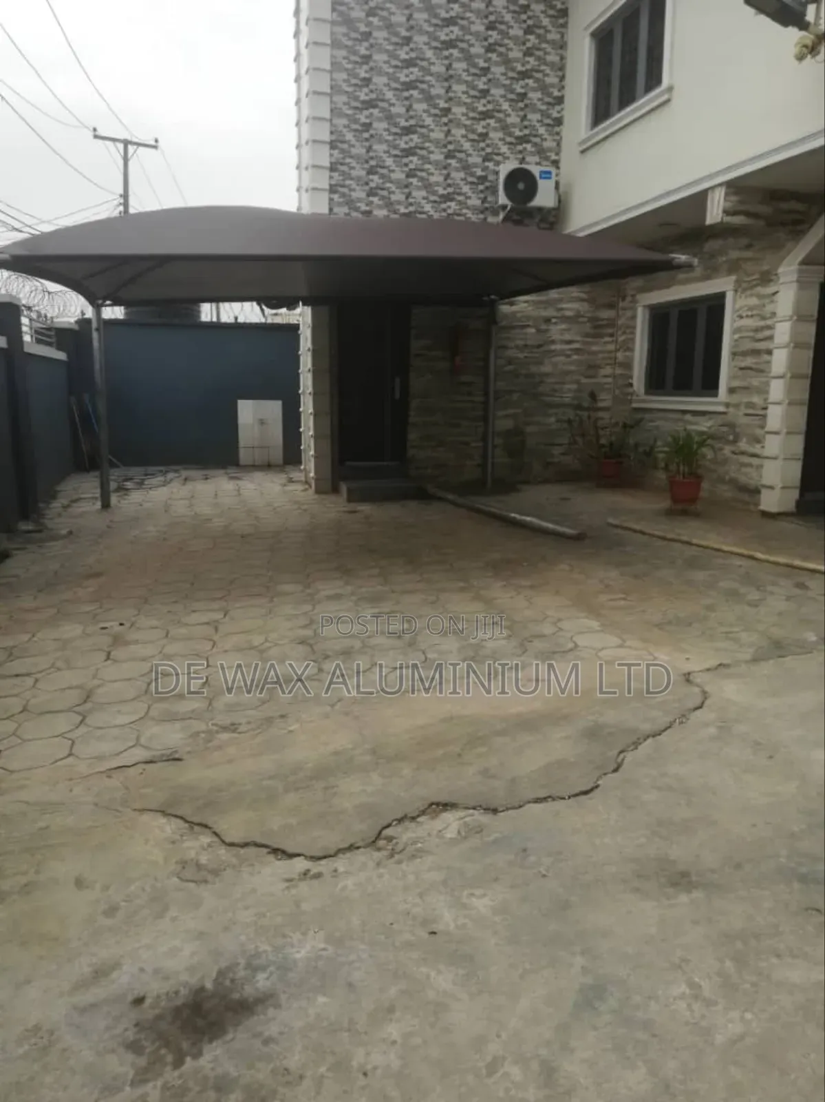 Reel Carport