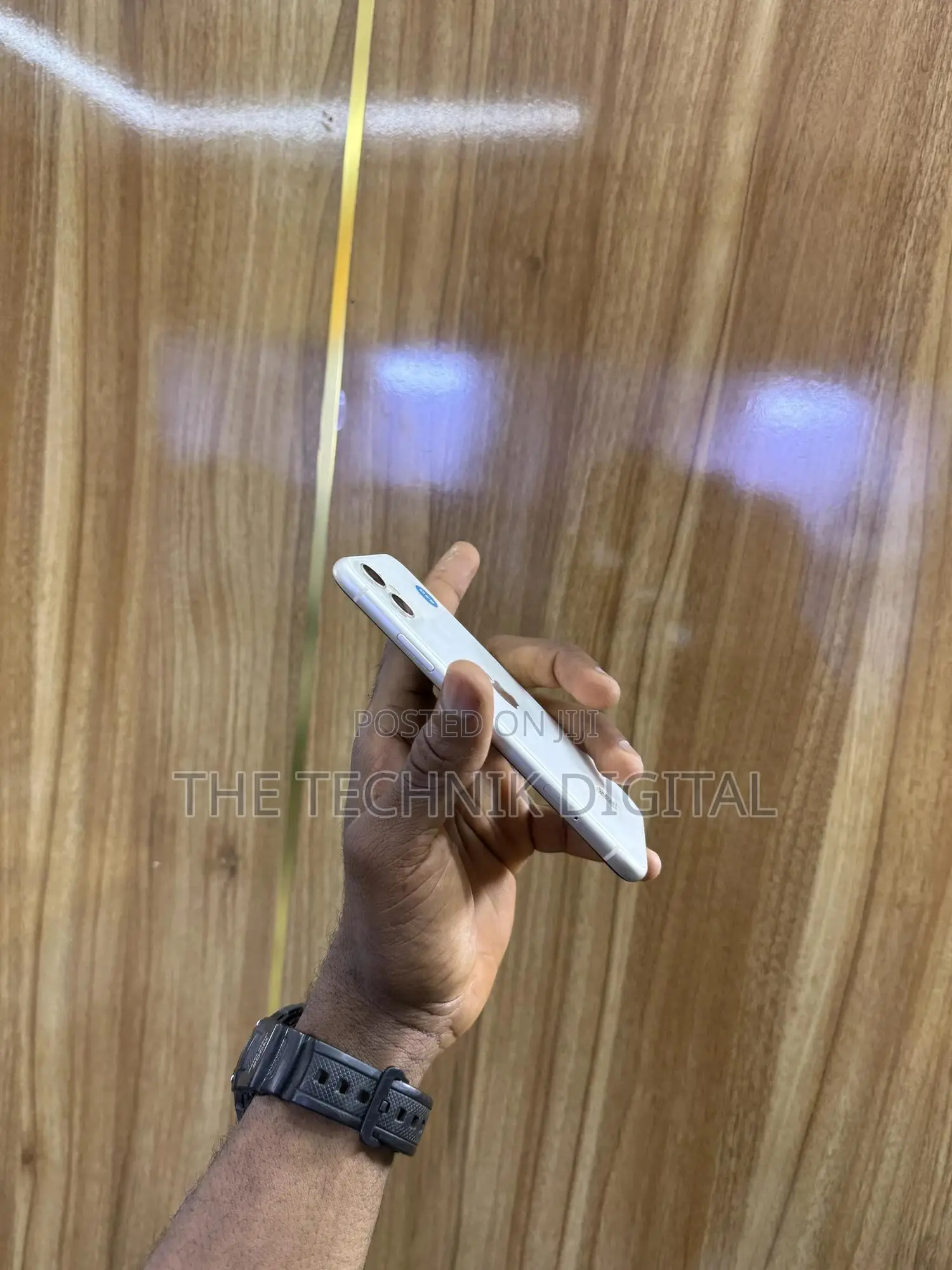 Apple iPhone 11 64 GB White