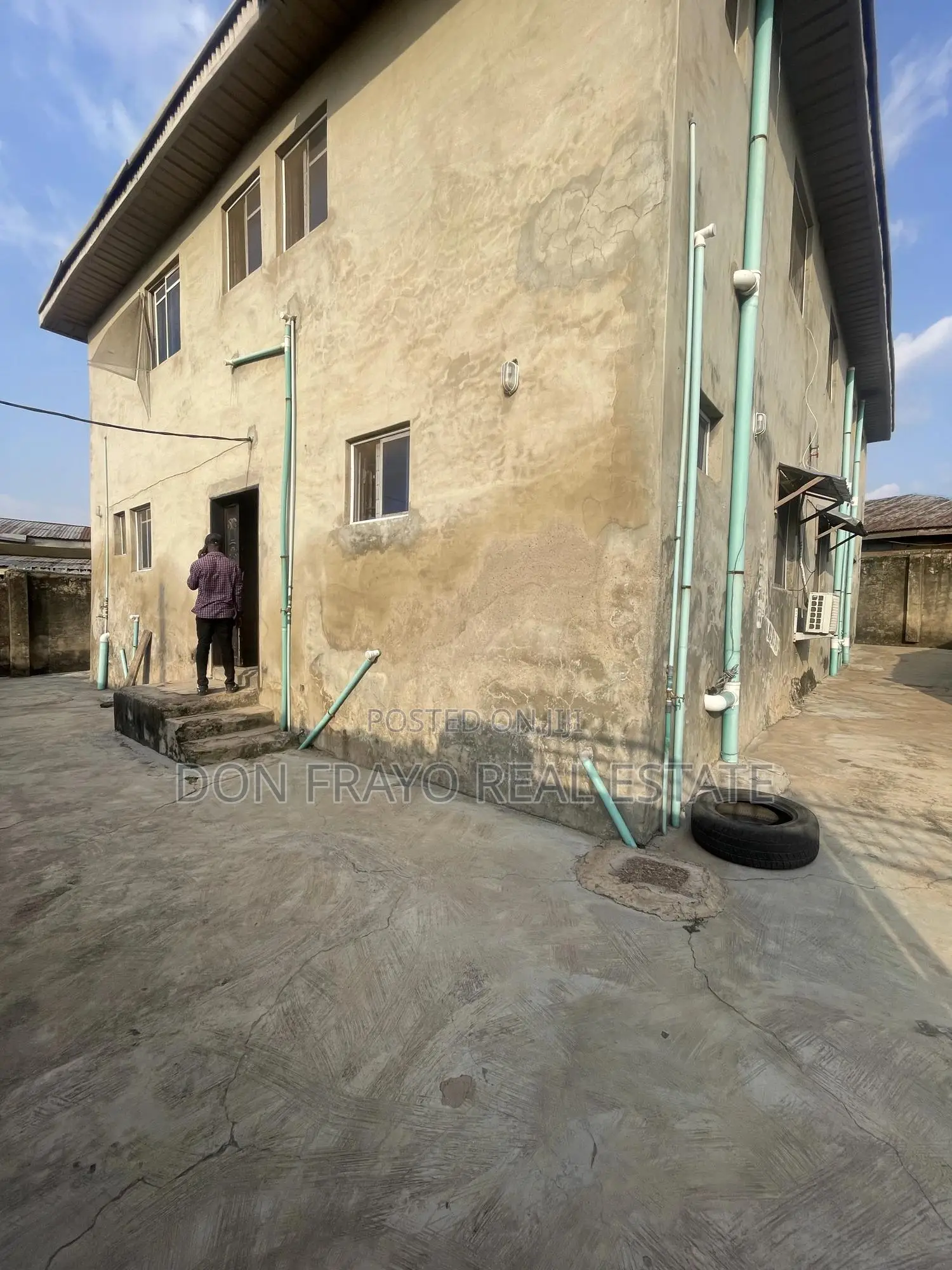 12bdrm Apartment in Sango / Poly, Ibadan Polytechnic/University