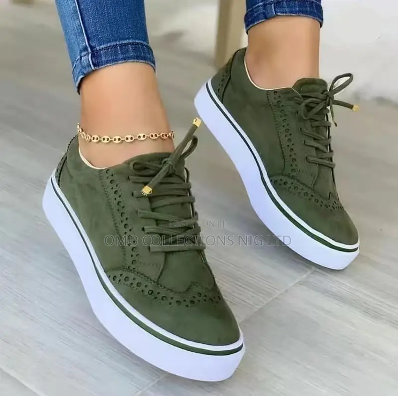 High-Quality Ladies Sneakers – Fully Boxed