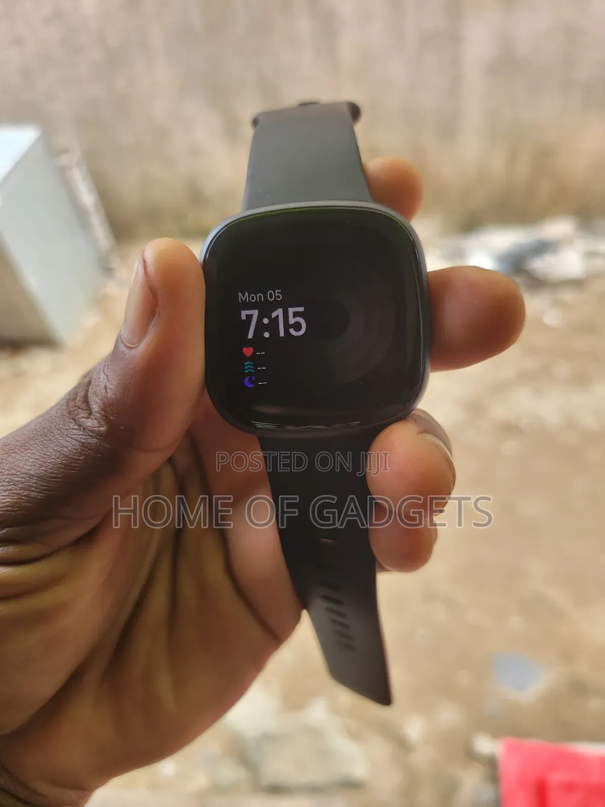 Fitbit Versa 4