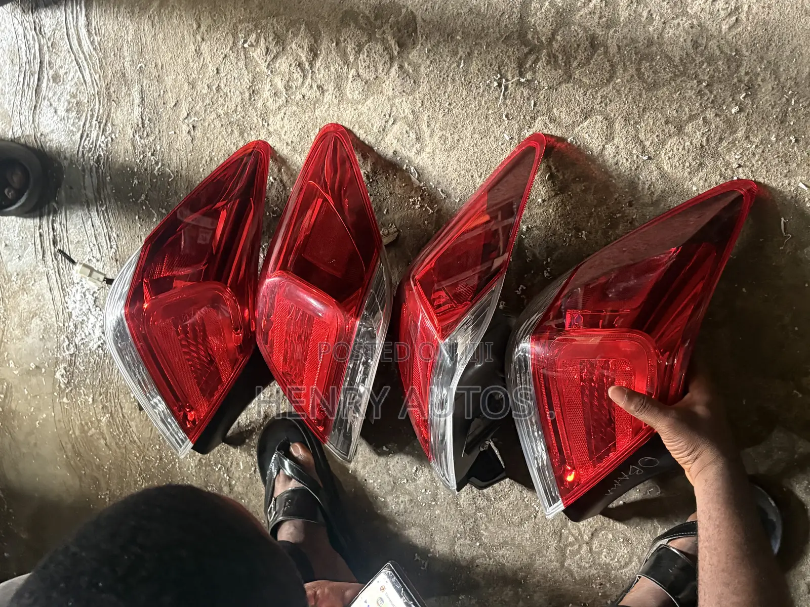Set Taillights for Available 2012