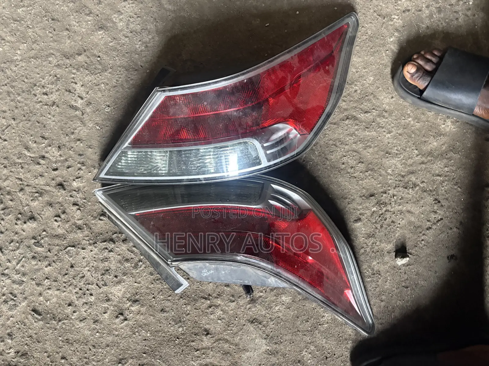 Set Taillights for Acura Tl