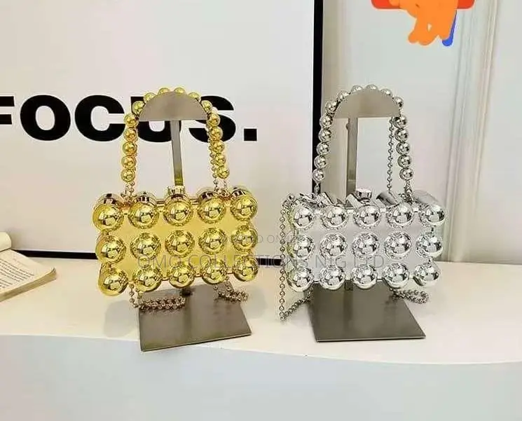 Luxury Metallic Gold/Silver Handbag With Handle– Premium Quality