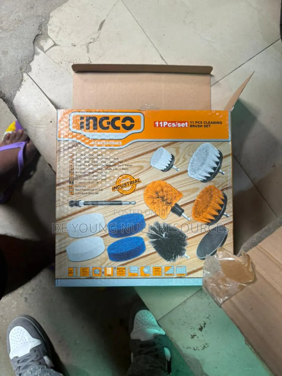 Set of Ingco Drill Brush 11in1
