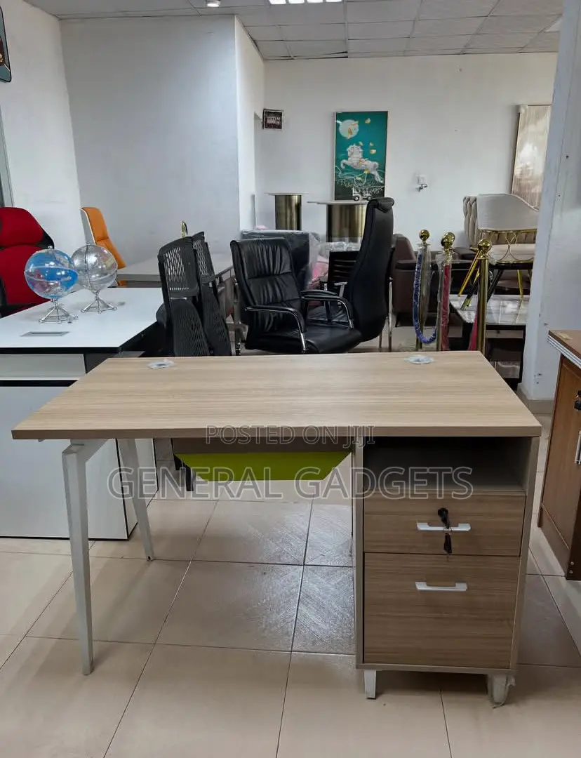 Wooden Office Table