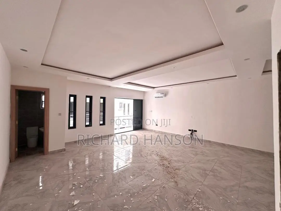 4bdrm Duplex in Old Ikoyi for sale