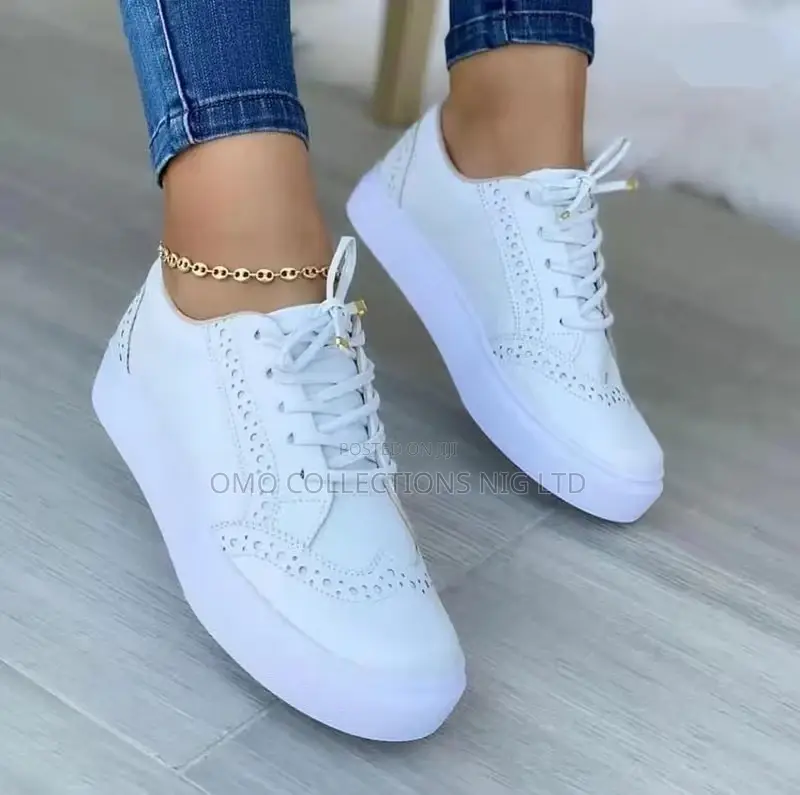 High-Quality Ladies Sneakers – Fully Boxed
