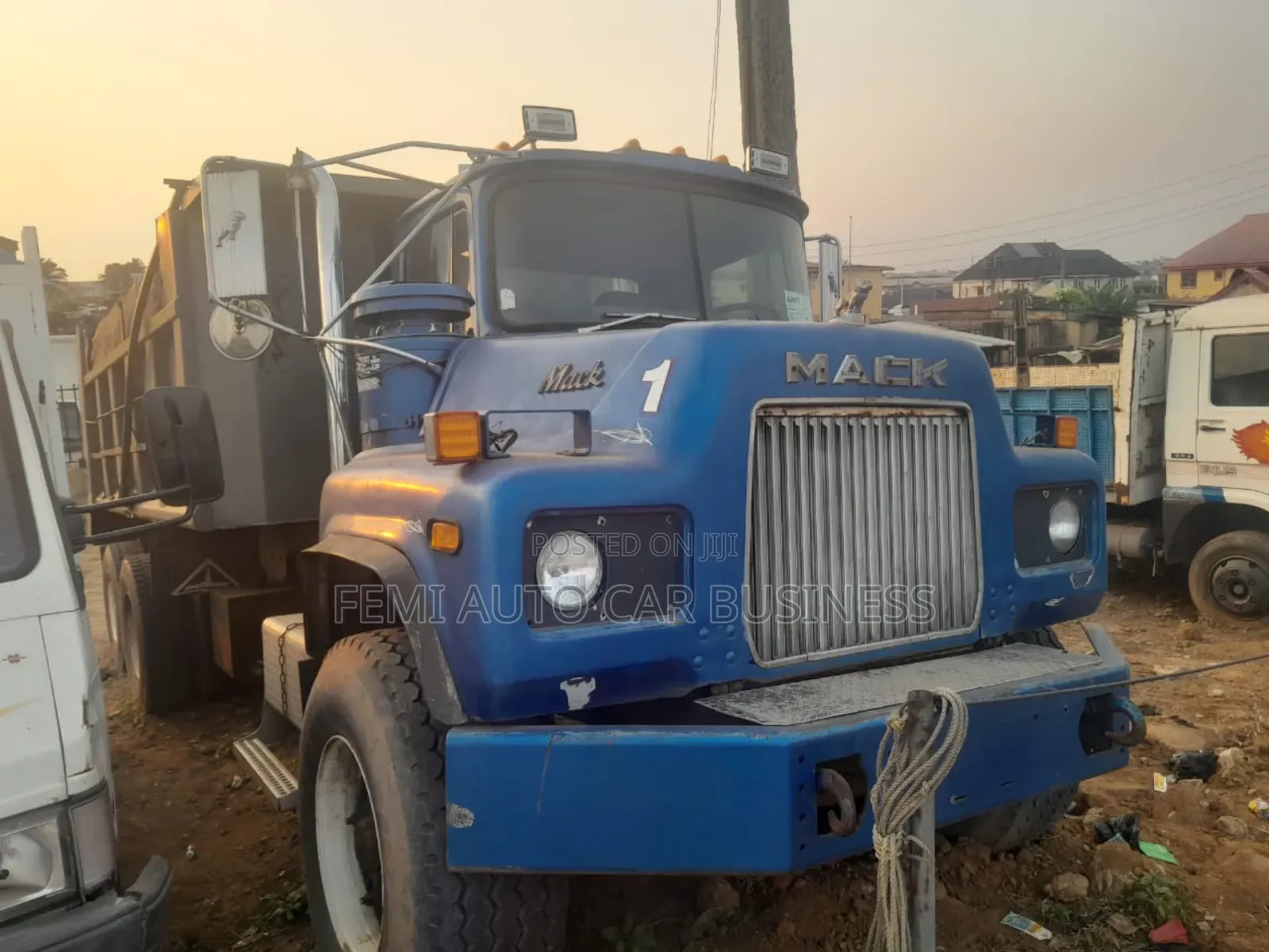 Mack Tipper