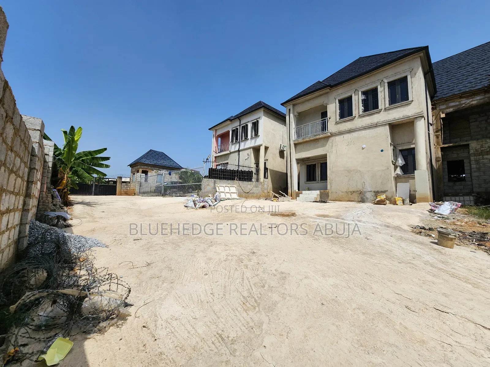 4bdrm Duplex in Lugbe District for sale