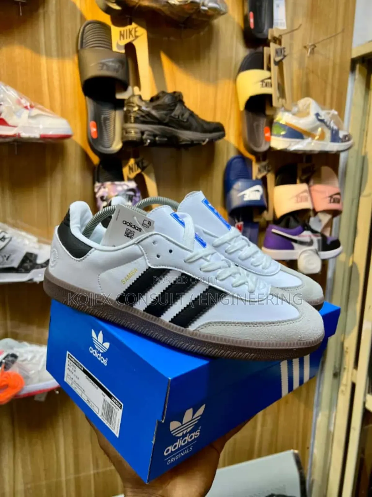 *Luxury’ Adidas Spezial’ •Purple\White Suede •*