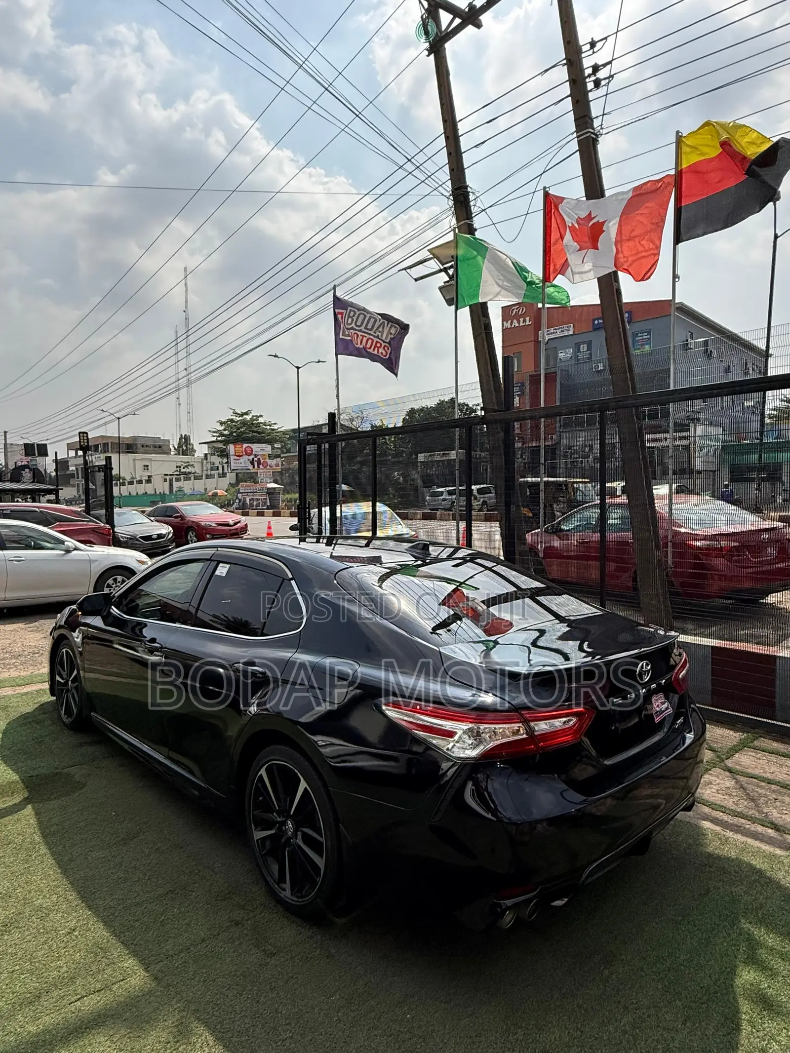 Toyota Camry XSE FWD (2.5L 4cyl 8AM) 2018 Blue