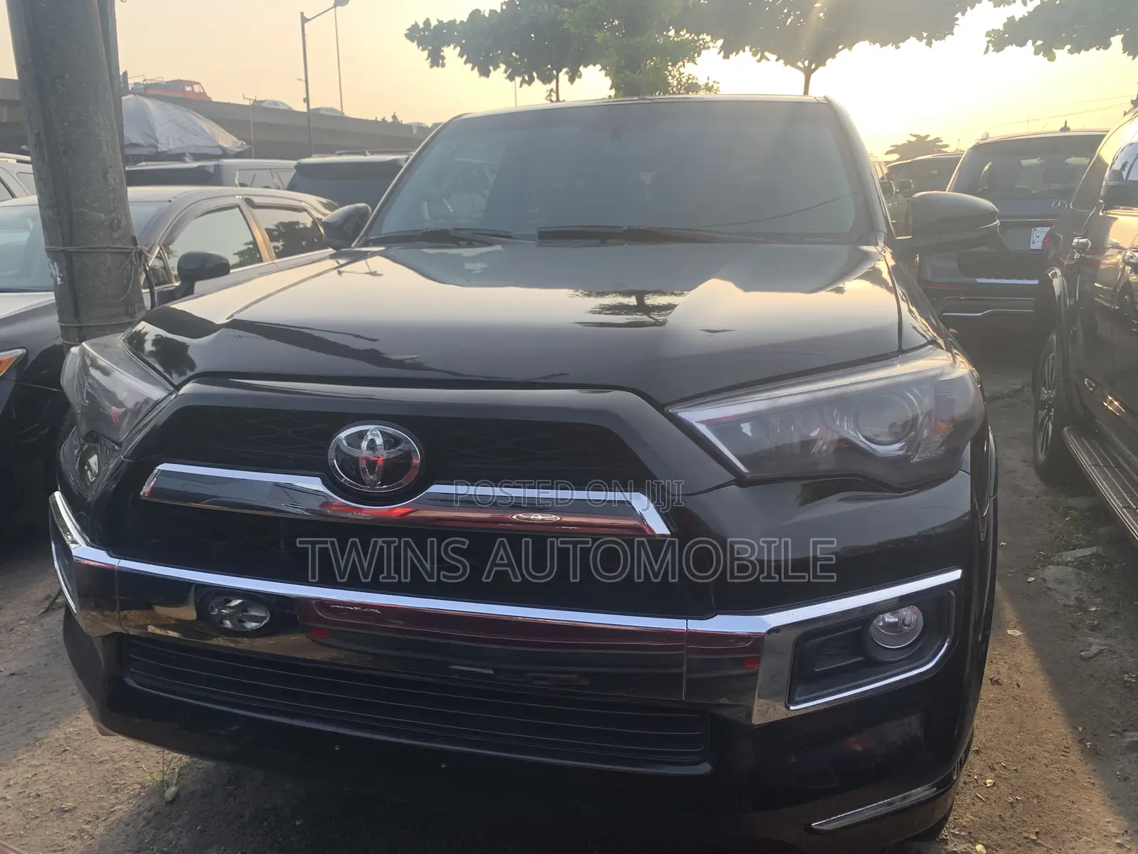Toyota 4-Runner Limited 4dr 4x4 (4.0L 6cyl 5A) 2017 Black