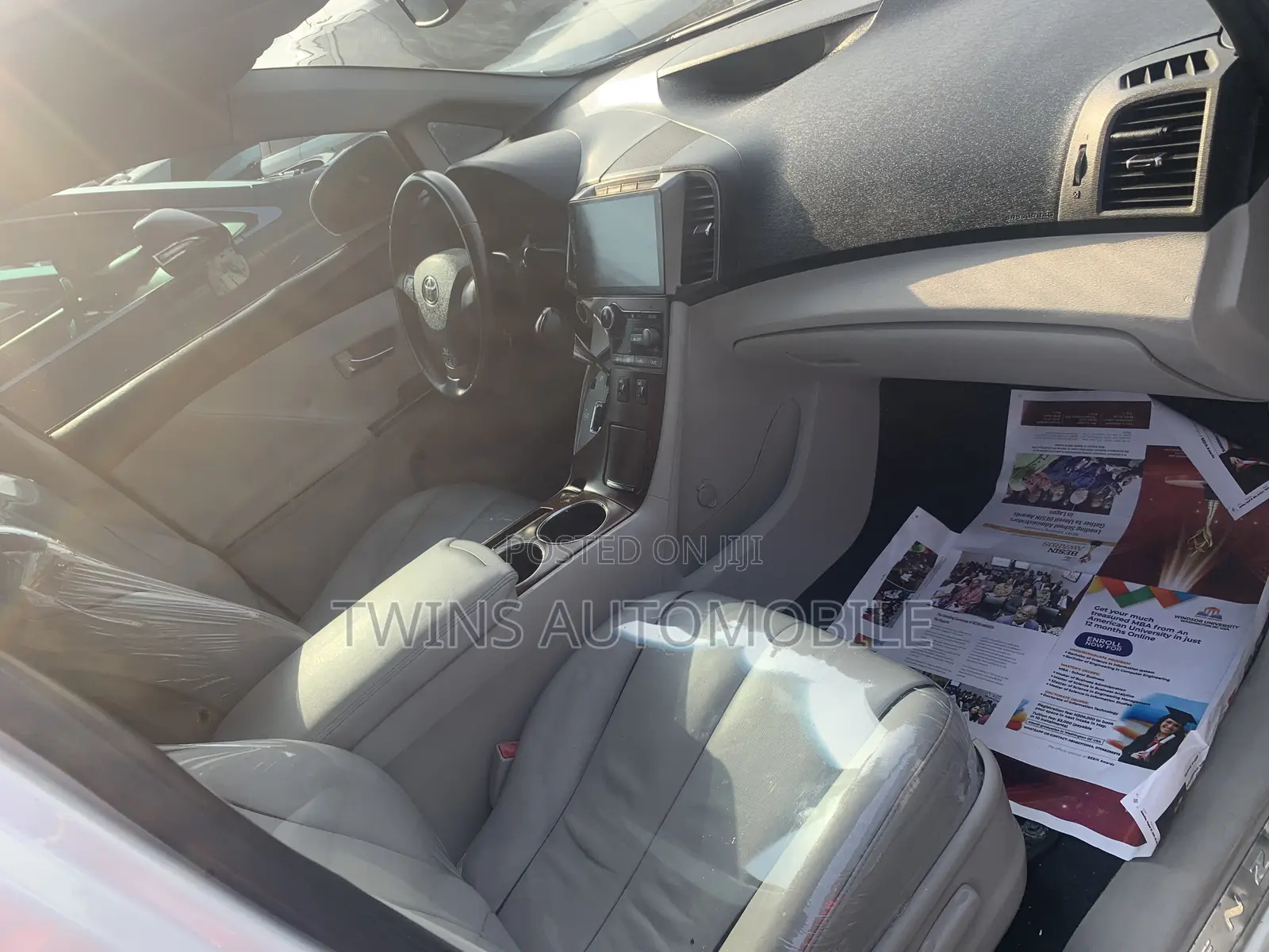 Toyota Venza V6 AWD 2011 White