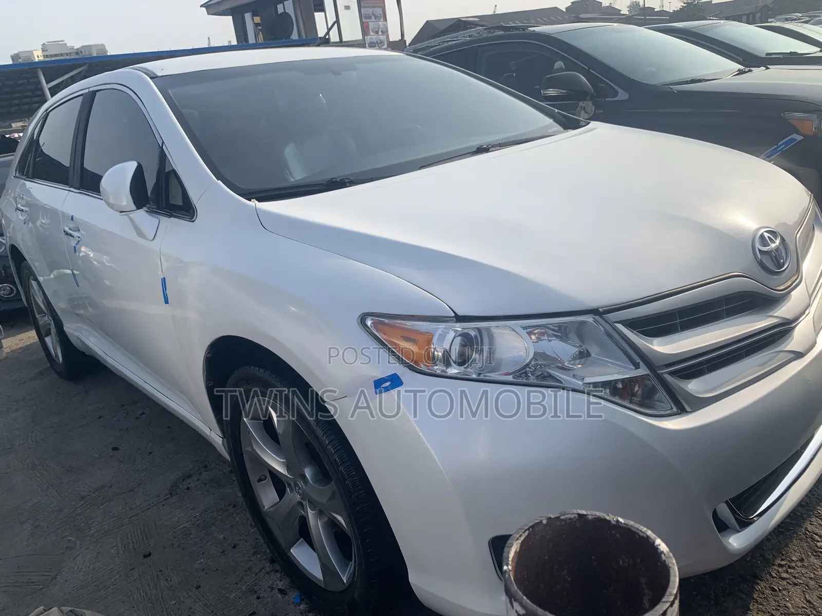 Toyota Venza V6 AWD 2011 White
