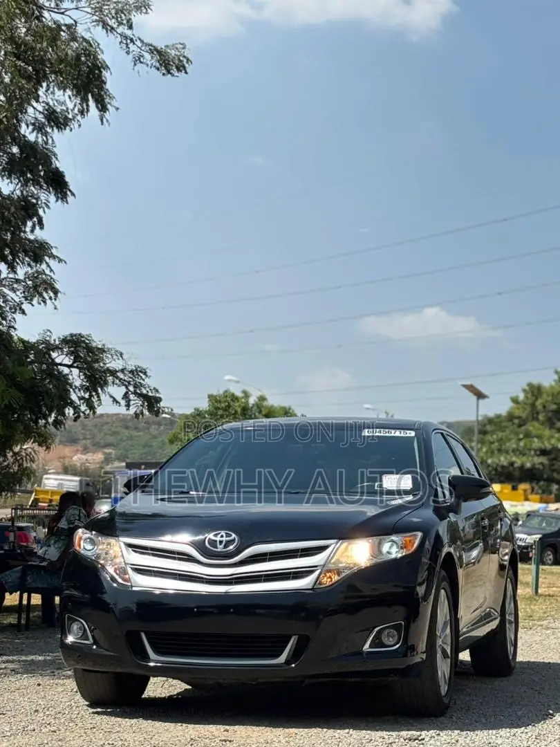 Toyota Venza XLE 4dr Wagon AWD (3.5L 6cyl 6A) 2014 Black