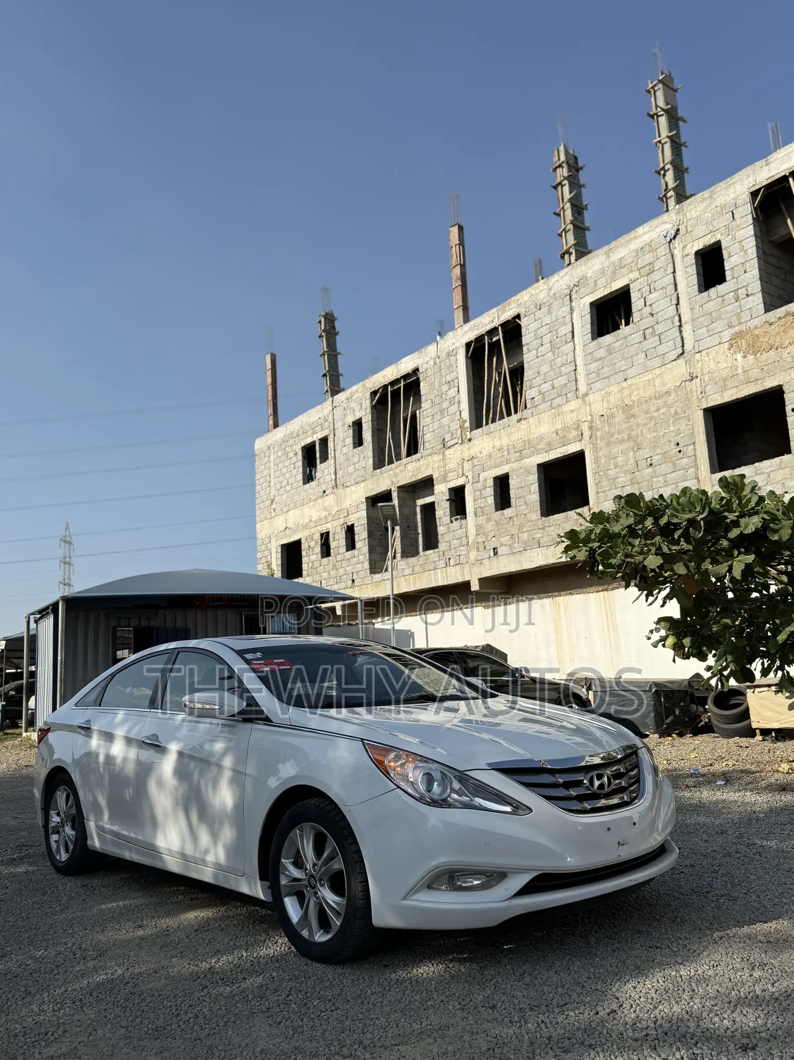 Hyundai Sonata Limited Sedan FWD (2.4L 4cyl 6A) 2012 White