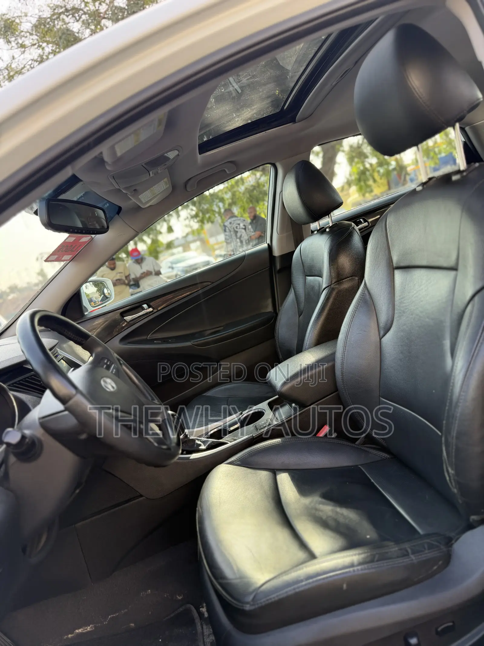 Hyundai Sonata Limited Sedan FWD (2.4L 4cyl 6A) 2012 White
