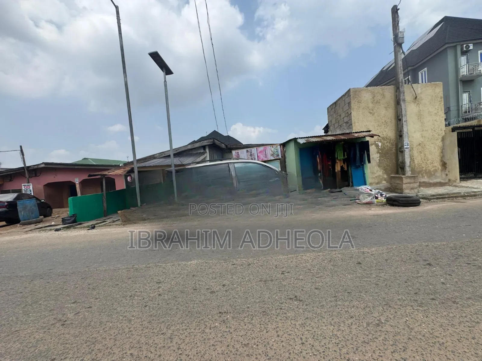 Land Measuring 420sqm Facing the Road Suitable for Both