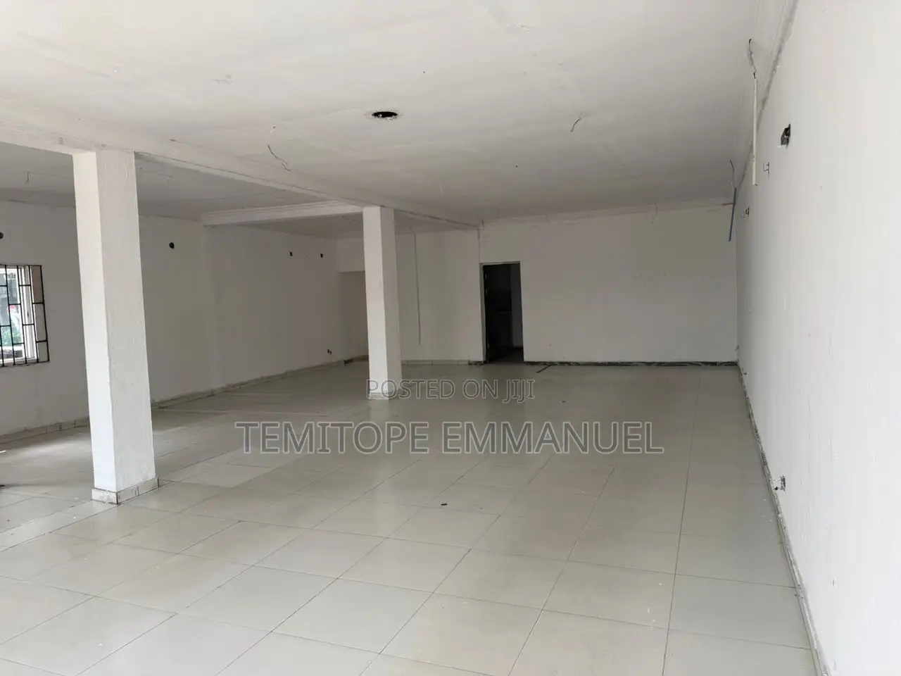 Fully Detached House With Bq for Commercial Use Only