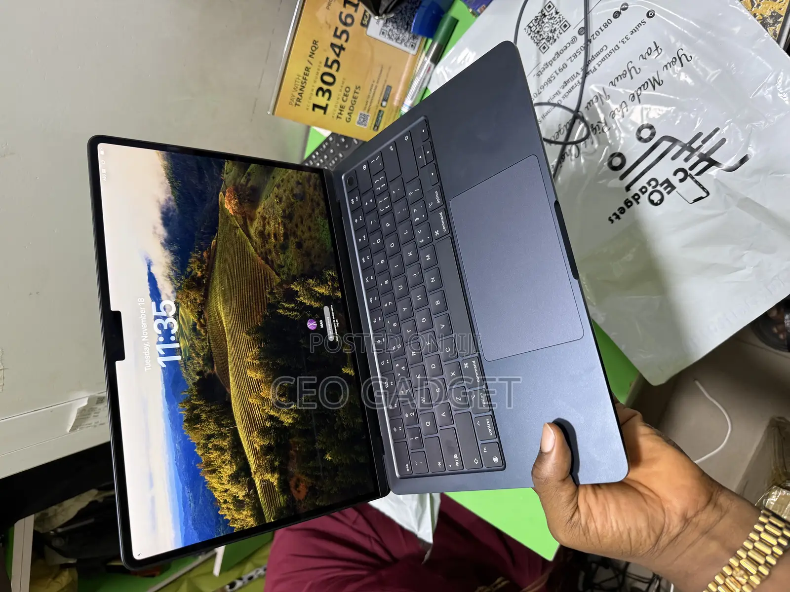Laptop Apple MacBook Air 2022 M2 8GB Apple M2 SSD 256GB